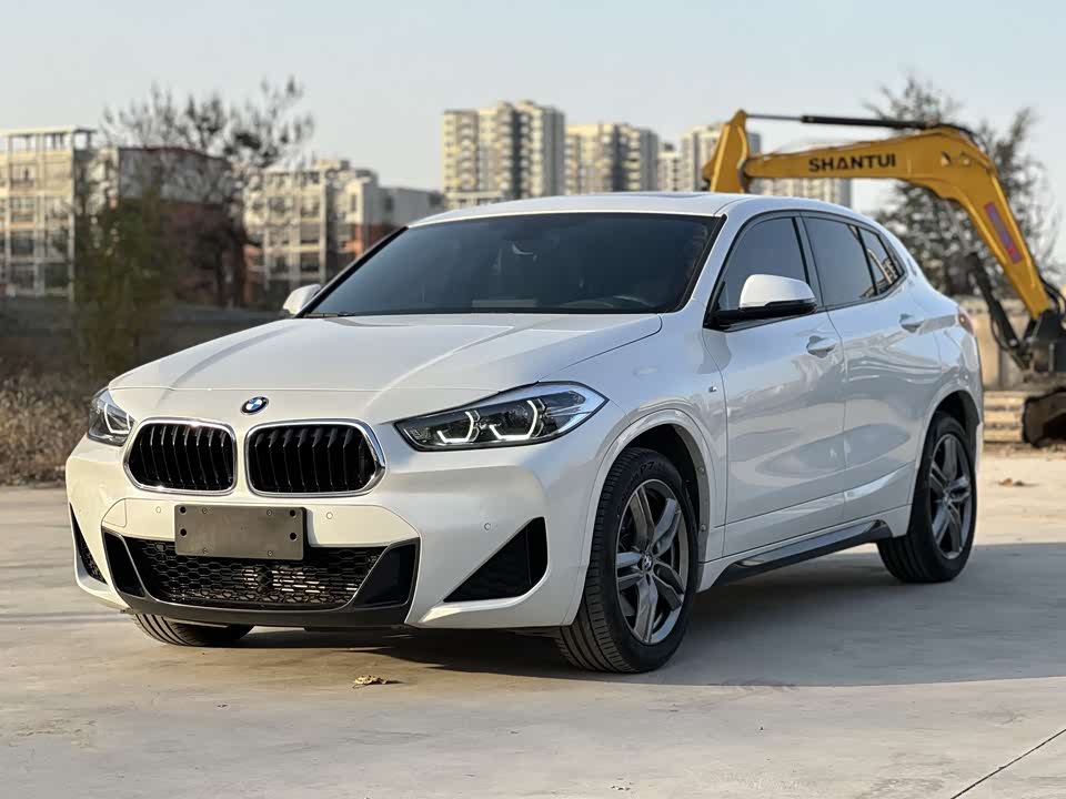 BMW X2