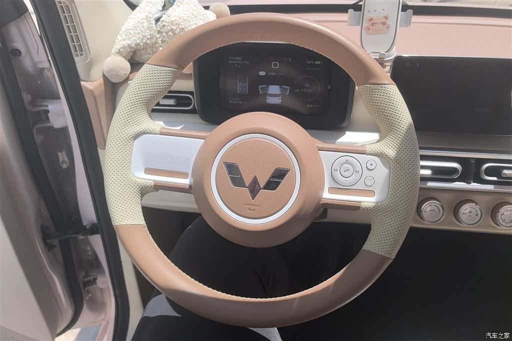 Wuling MINIEV, 2025 15