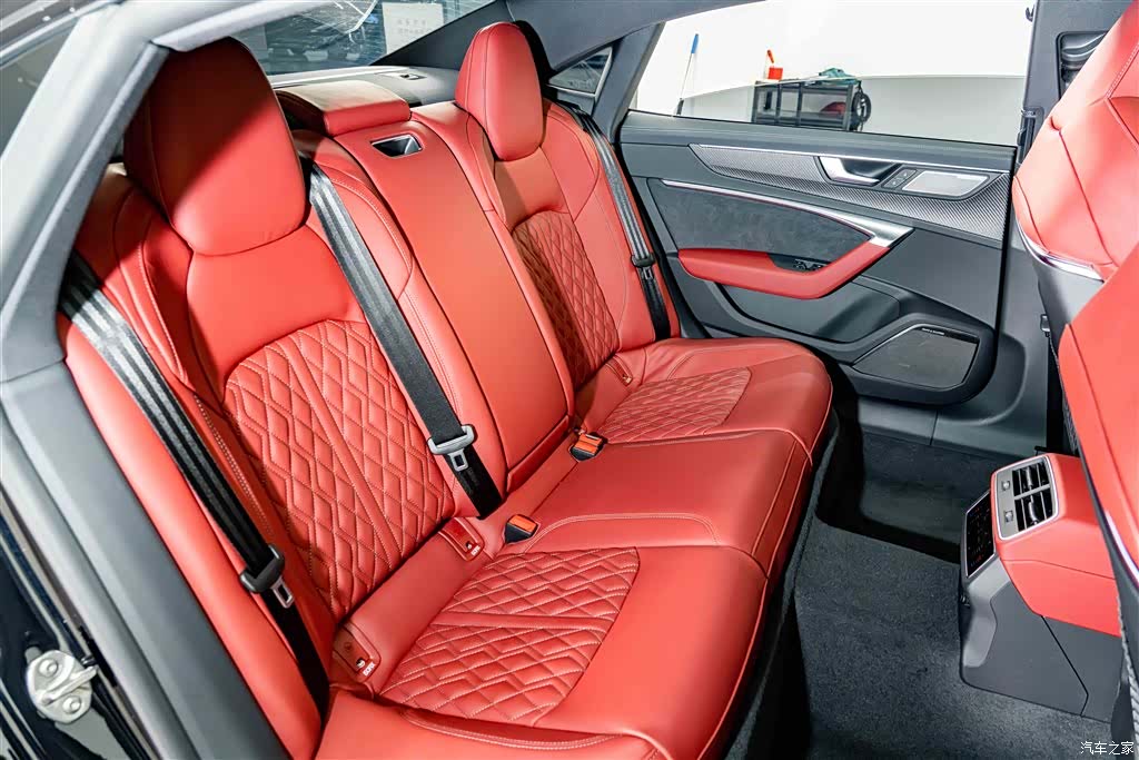 Audi A7L, 2024 24