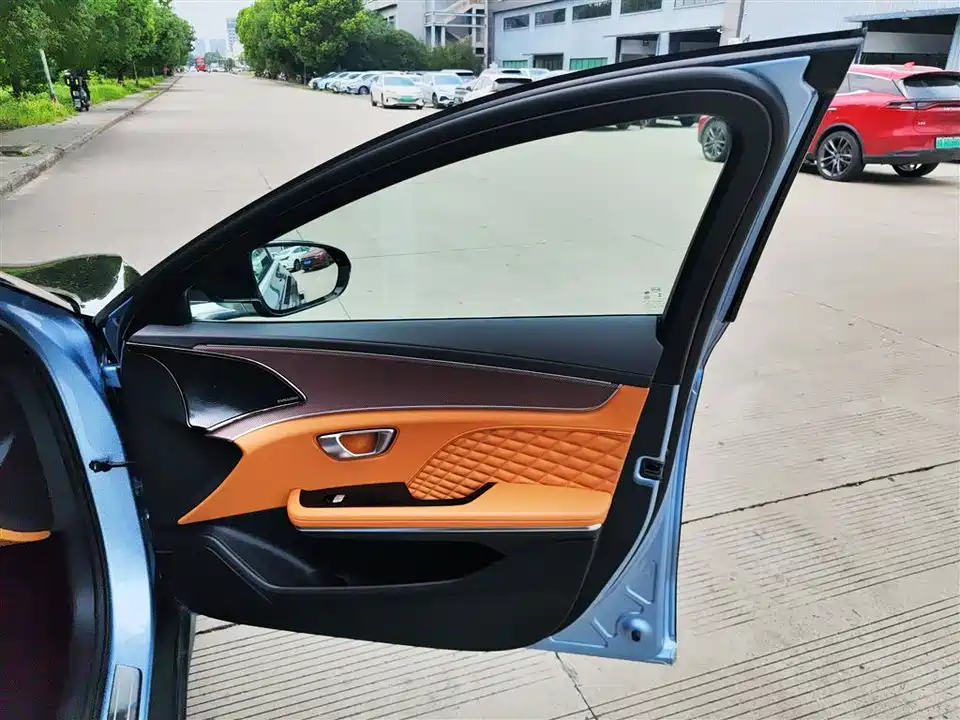 BYD Han