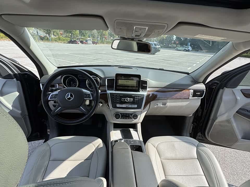 Mercedes-Benz M class