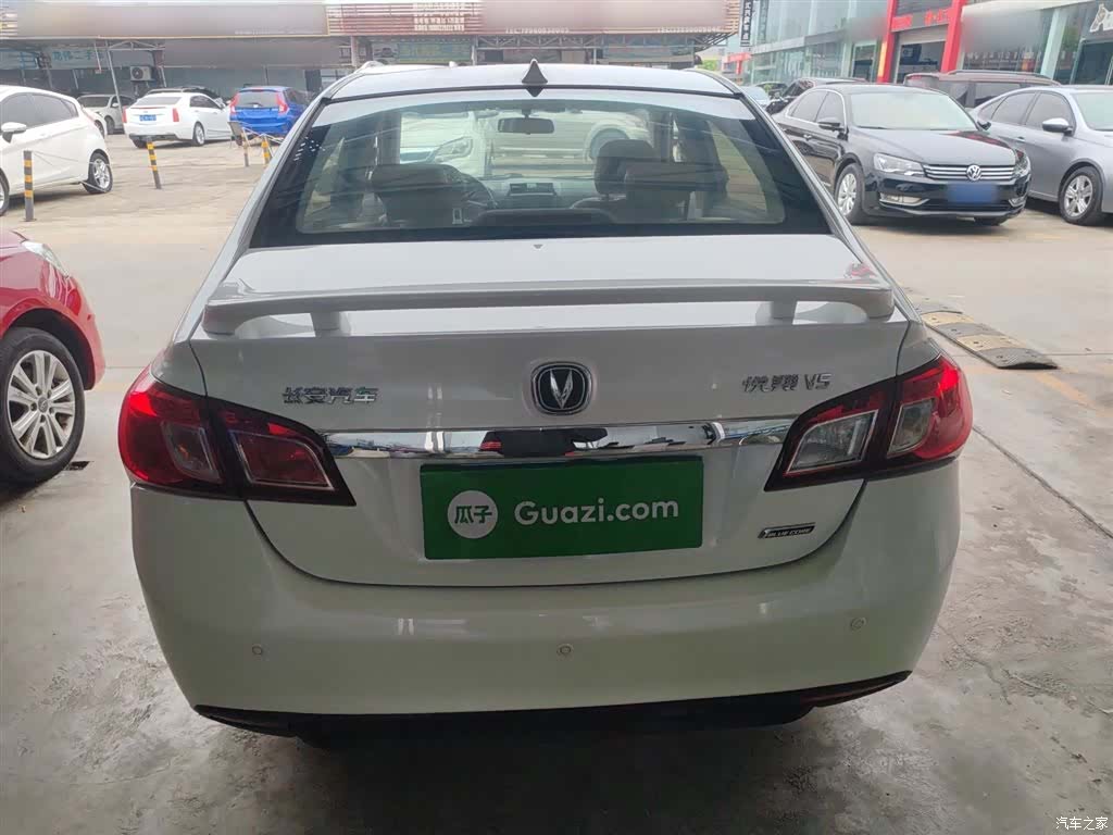 Changan V5, 2015 6