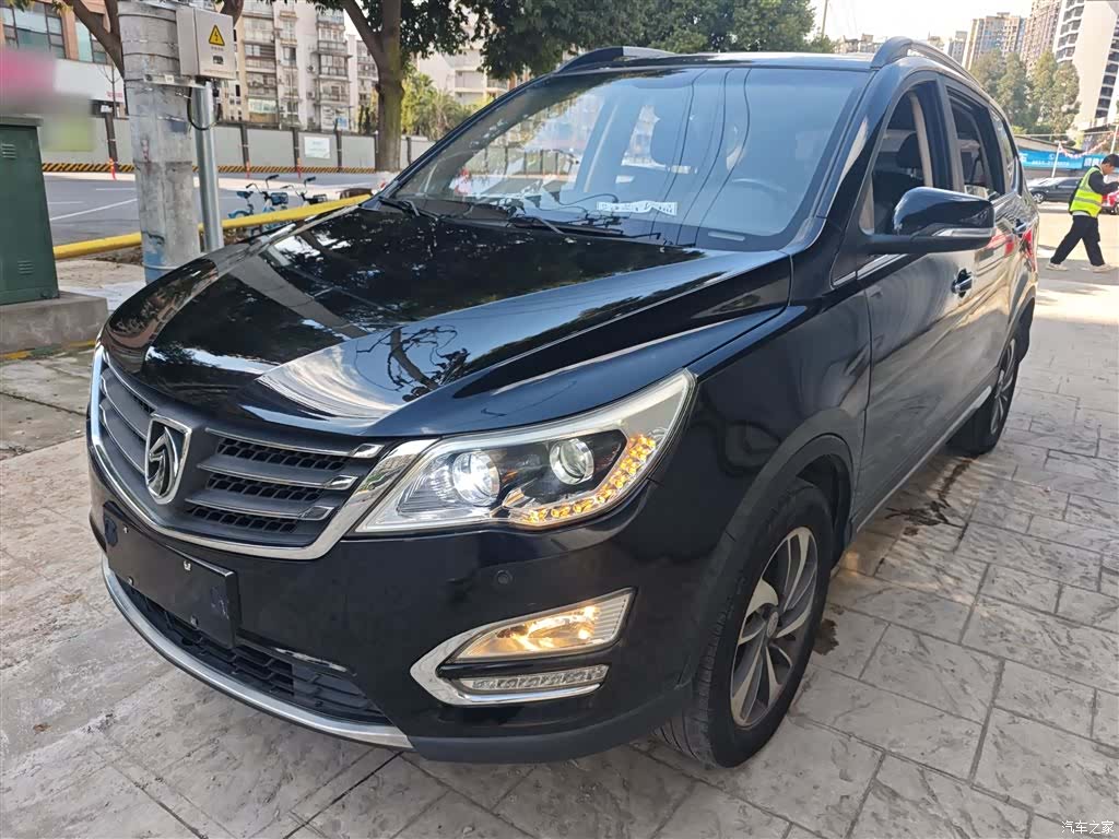 Wuling 560, 2016 2