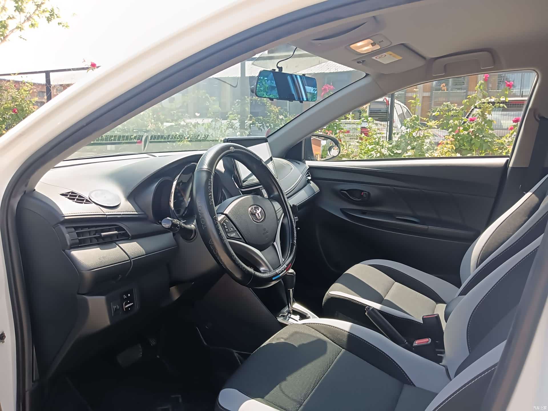 Toyota YARiS L, 2022 12