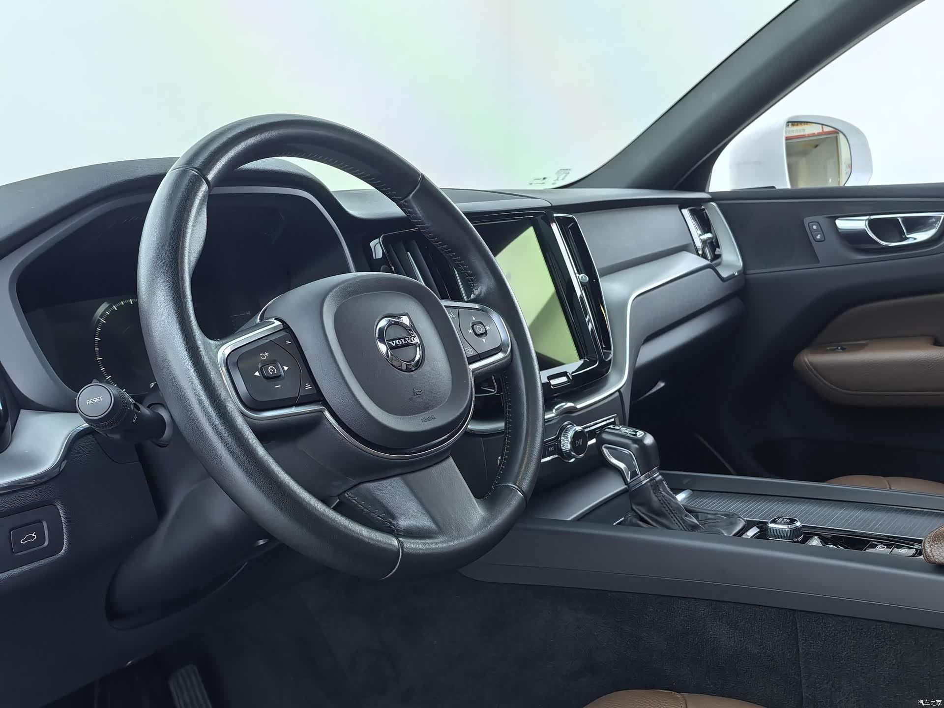 Volvo XC60, 2021 17