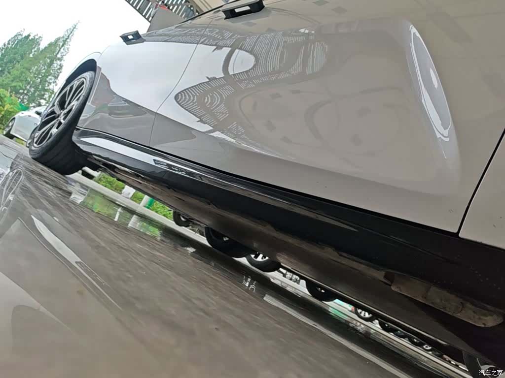 Geely E8, 2025 21