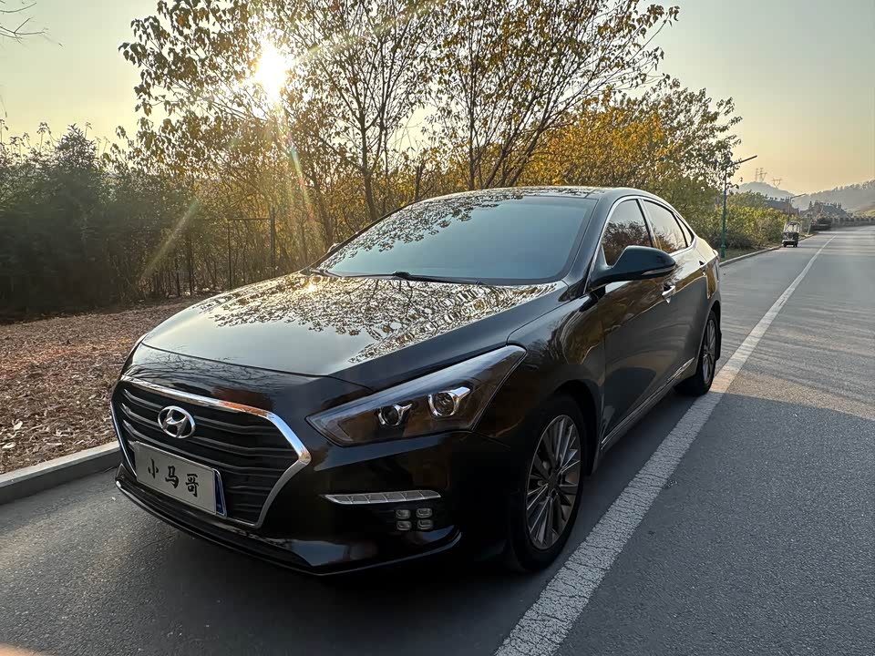 Hyundai Name picture