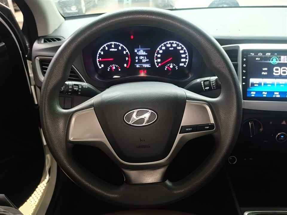 Hyundai Accept
