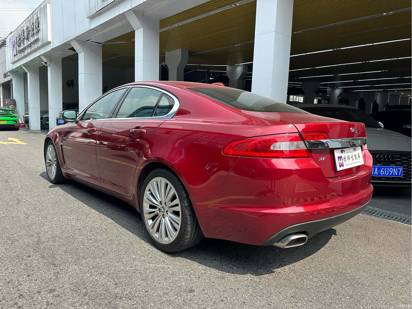 Jaguar XF, 2011 13