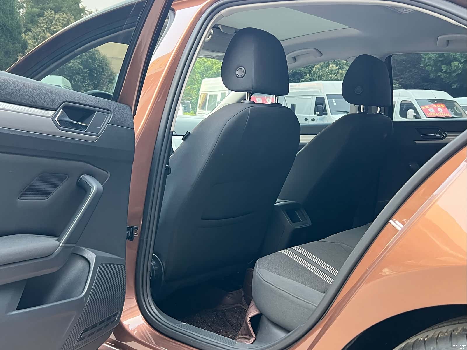 Volkswagen Lamando, 2017 9