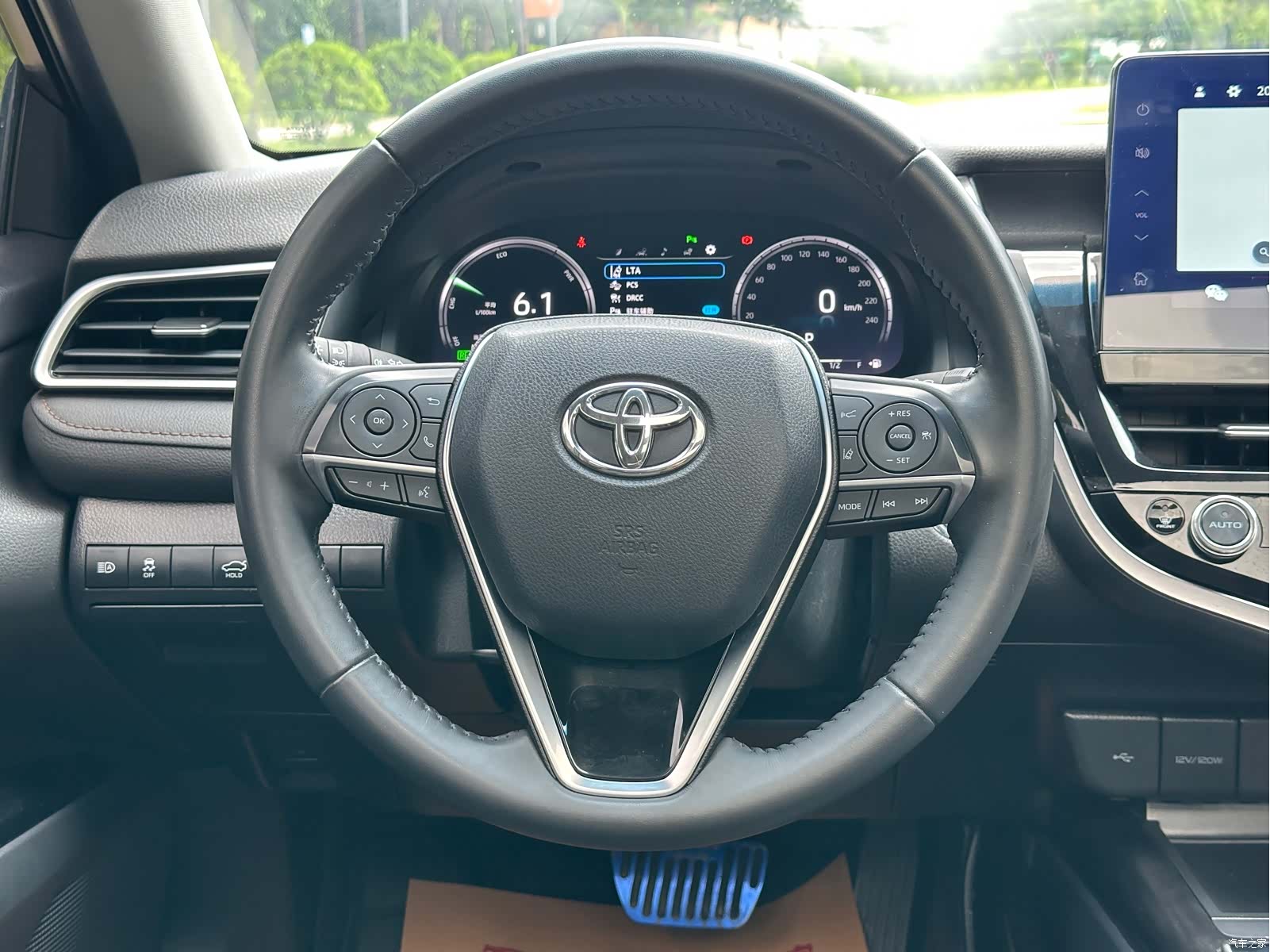 Toyota Camry, 2021 16