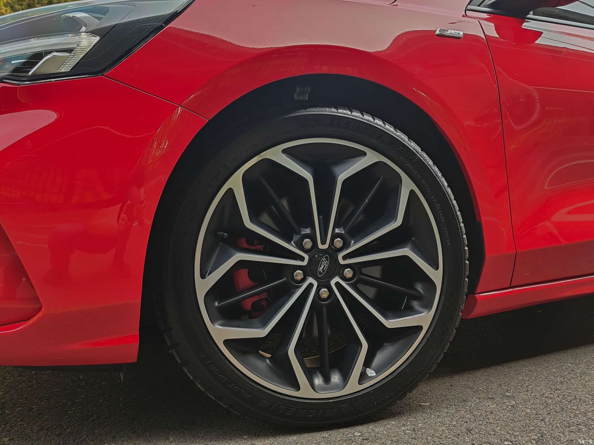 Ford Focus, 2020 19