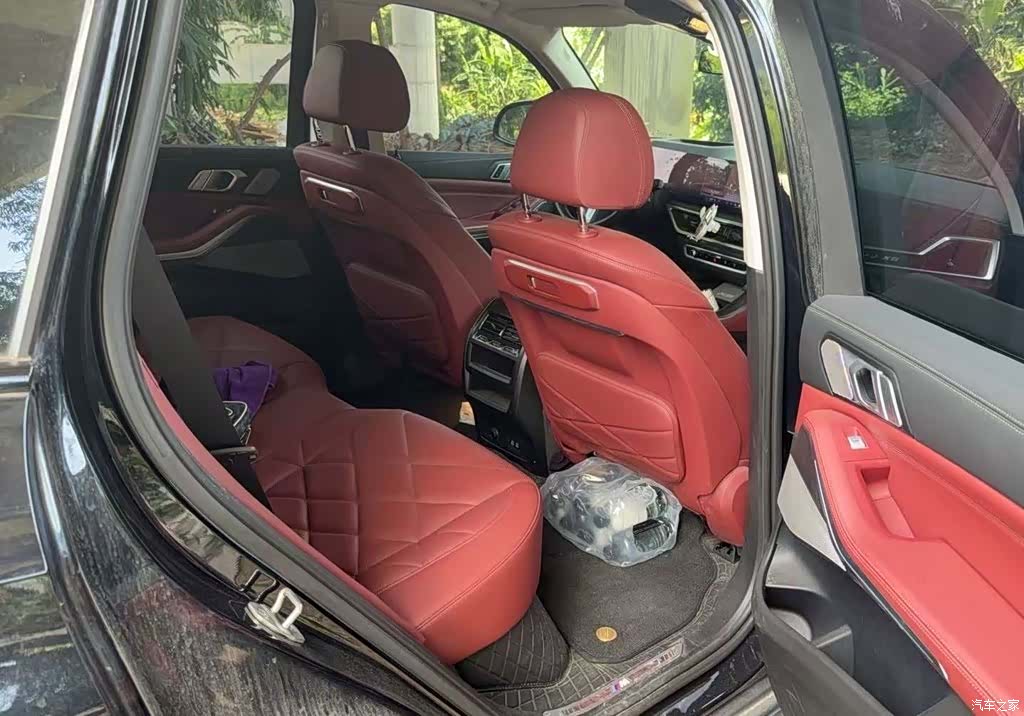 BMW X5, 2024 все фото