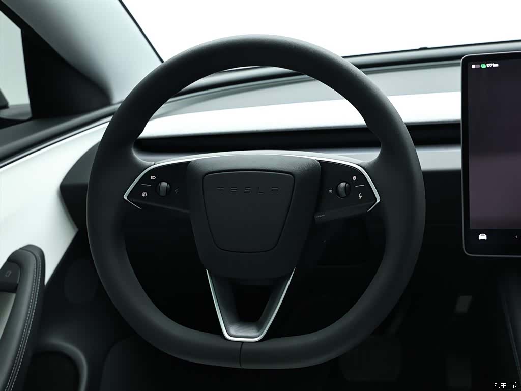 Tesla Model 3, 2026 16