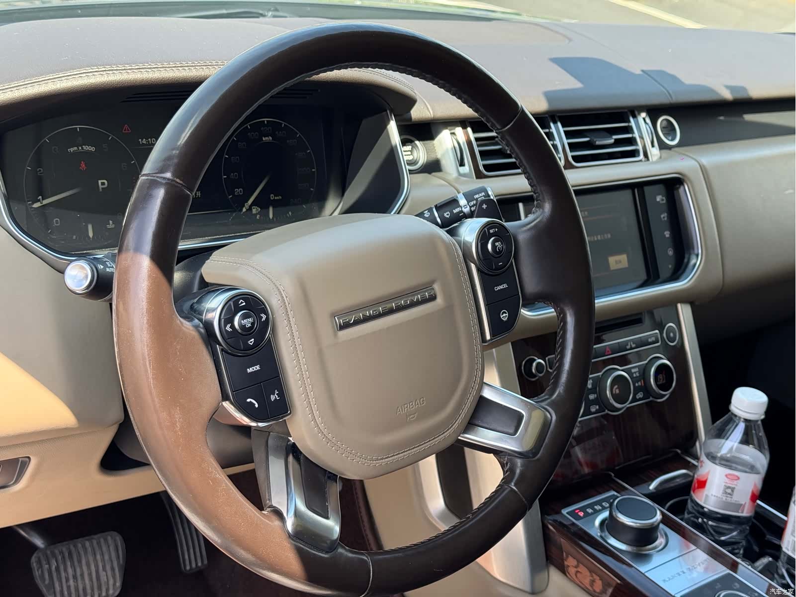 Land Rover Range Rover, 2015 11