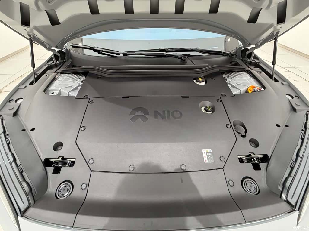 NIO ET5, 2024 18