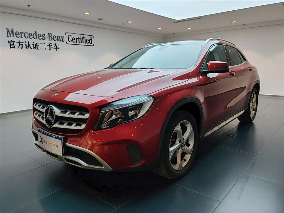 Mercedes-Benz GLA