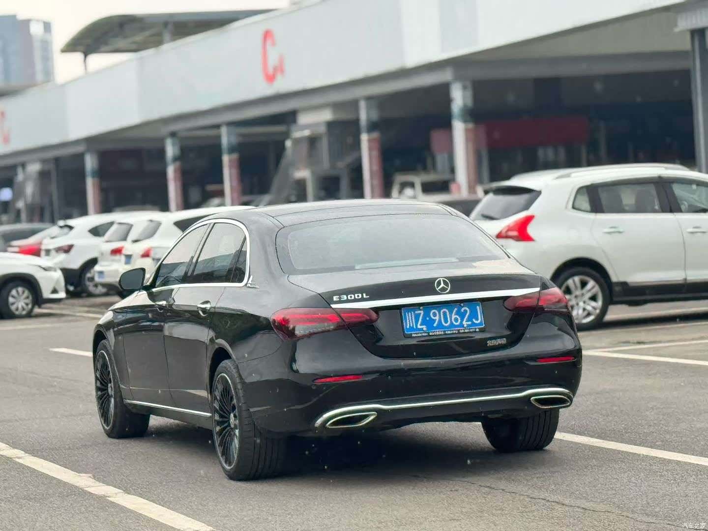 Mercedes-Benz E-Class, 2023 9