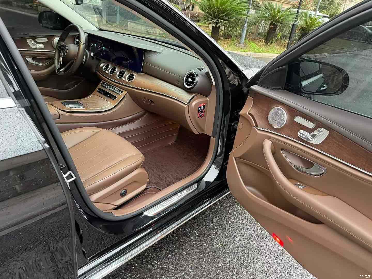 Mercedes-Benz E-Class, 2023 8