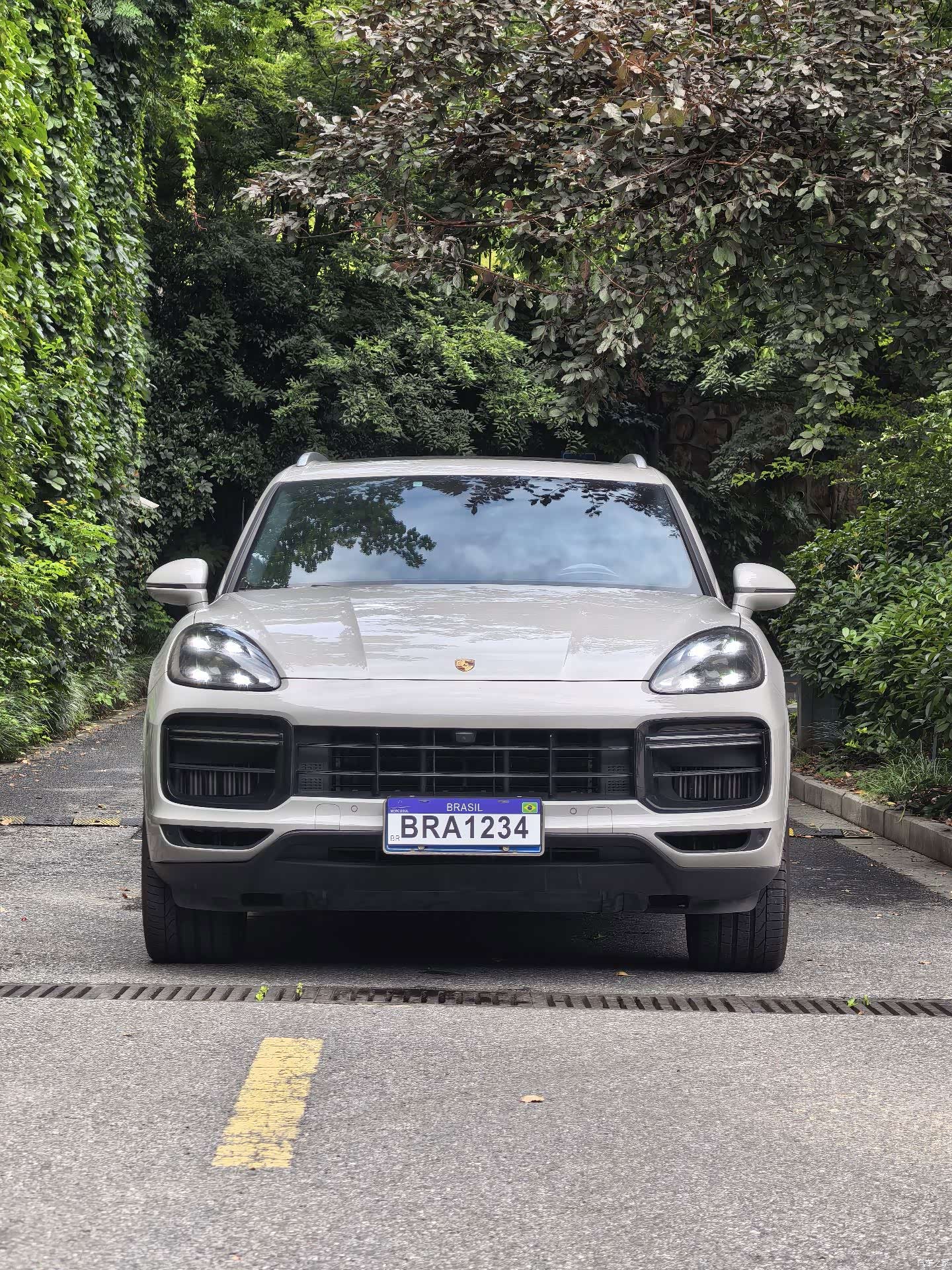 Porsche Cayenne, 2022 2