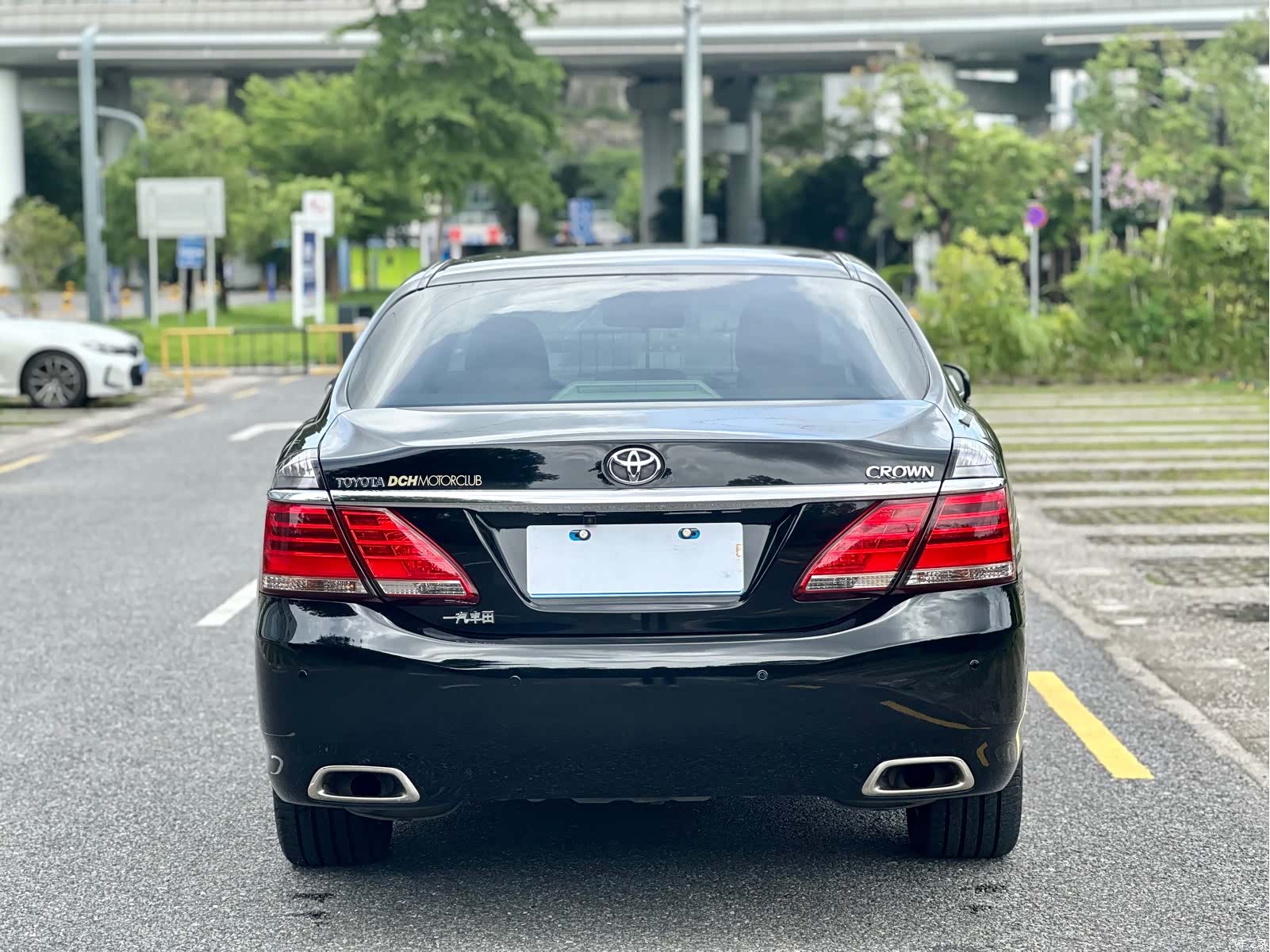 Toyota Crown, 2015 18