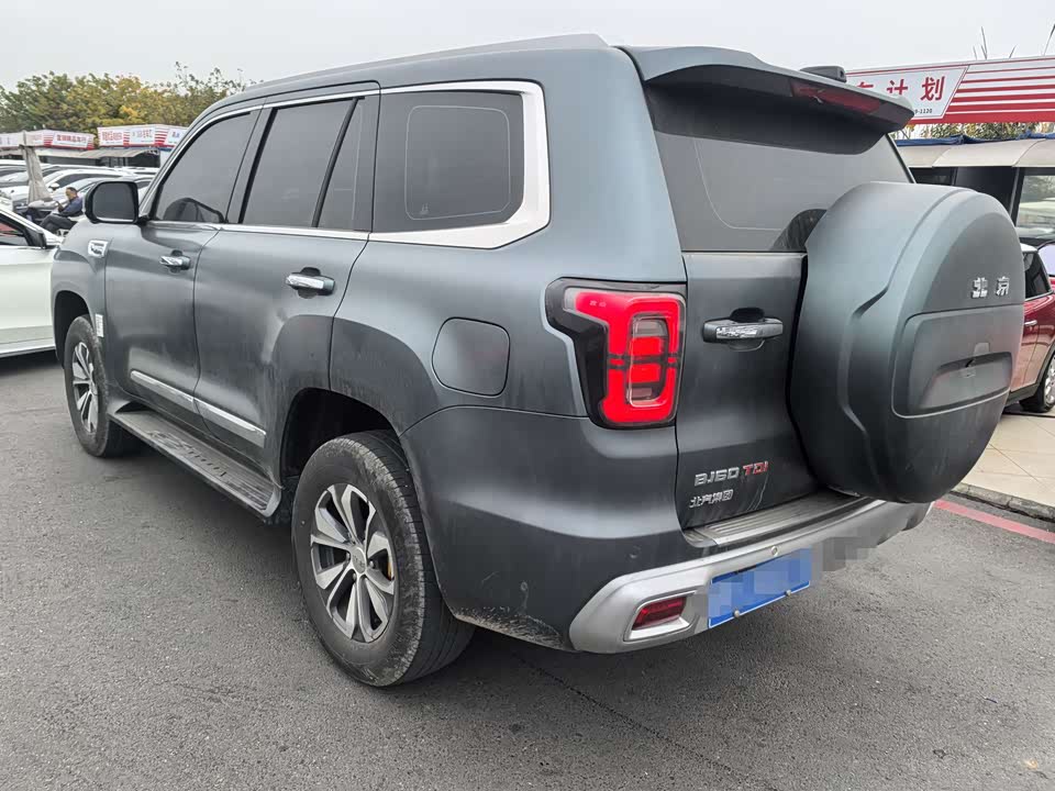 Beijing BJ60