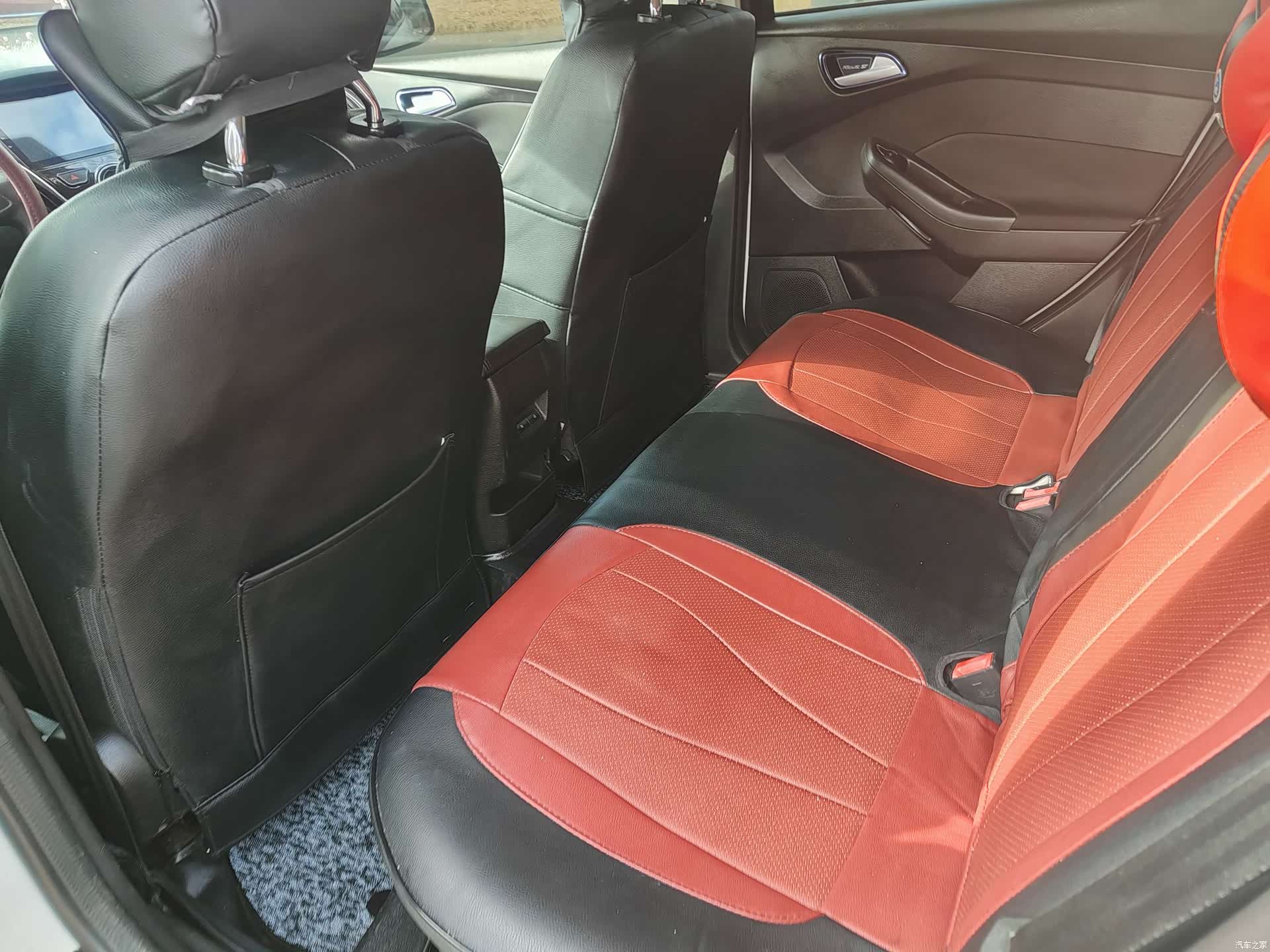 Ford Focus, 2016 6