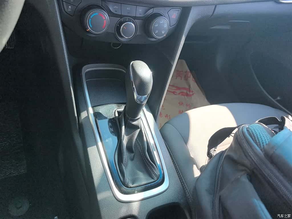 Chevrolet 320, 2019 13