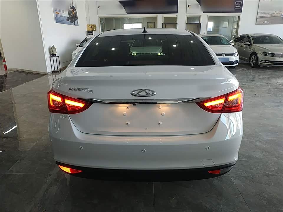 Chery Arrizo 5