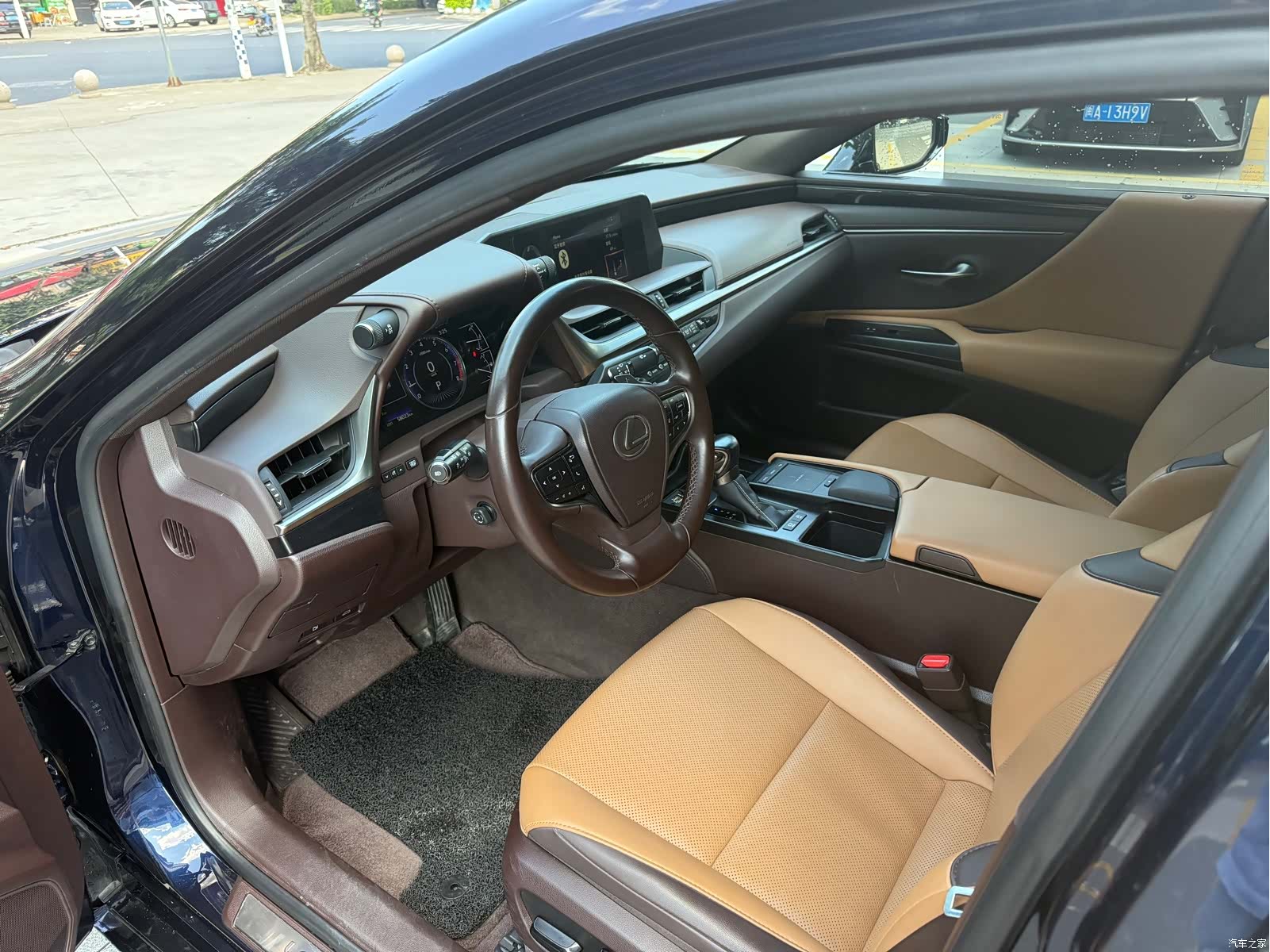 Lexus ES, 2020 10