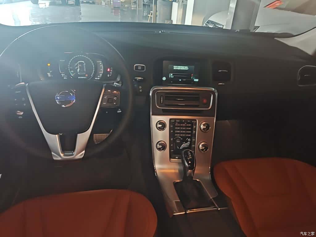 Volvo V60, 2017 10