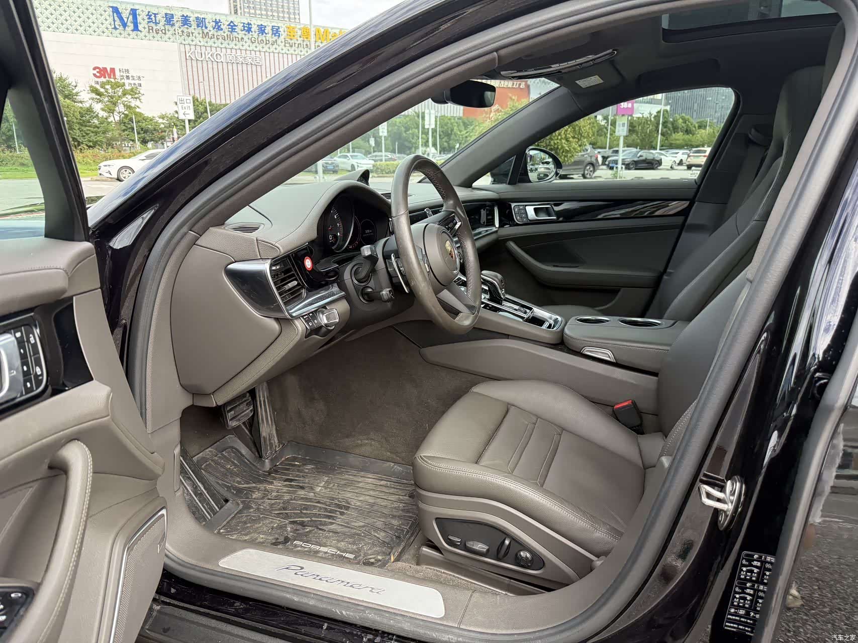 Porsche Panamera, 2022 9