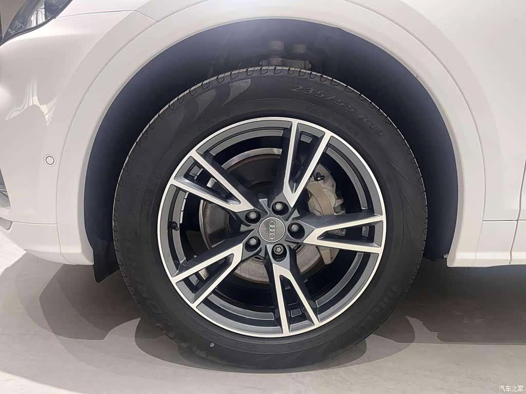 Audi Q5L, 2021 16