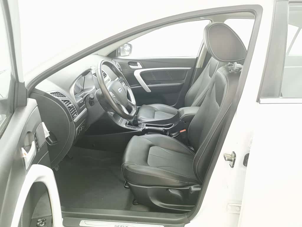 Geely Emgrand, 2016 10