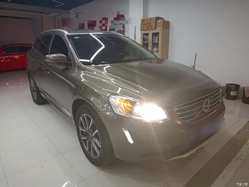 Volvo XC60, 2017 4