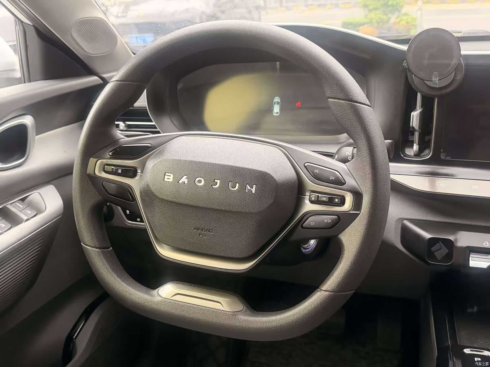 Wuling RC-5, 2022 22