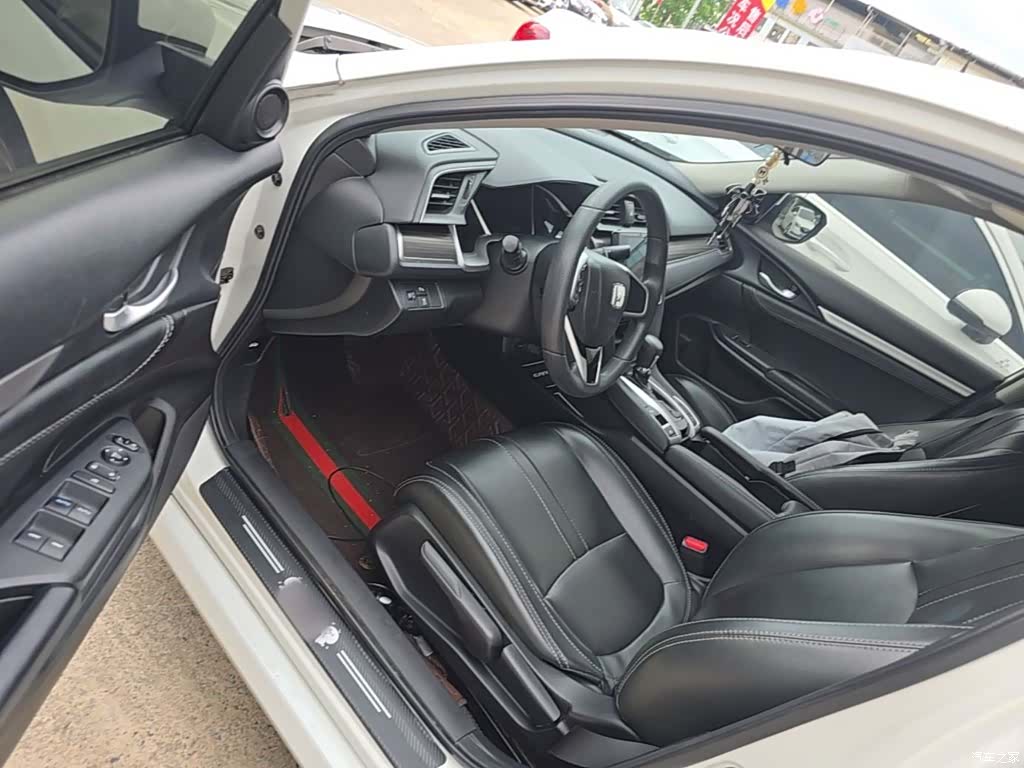 Honda Civic, 2019 16