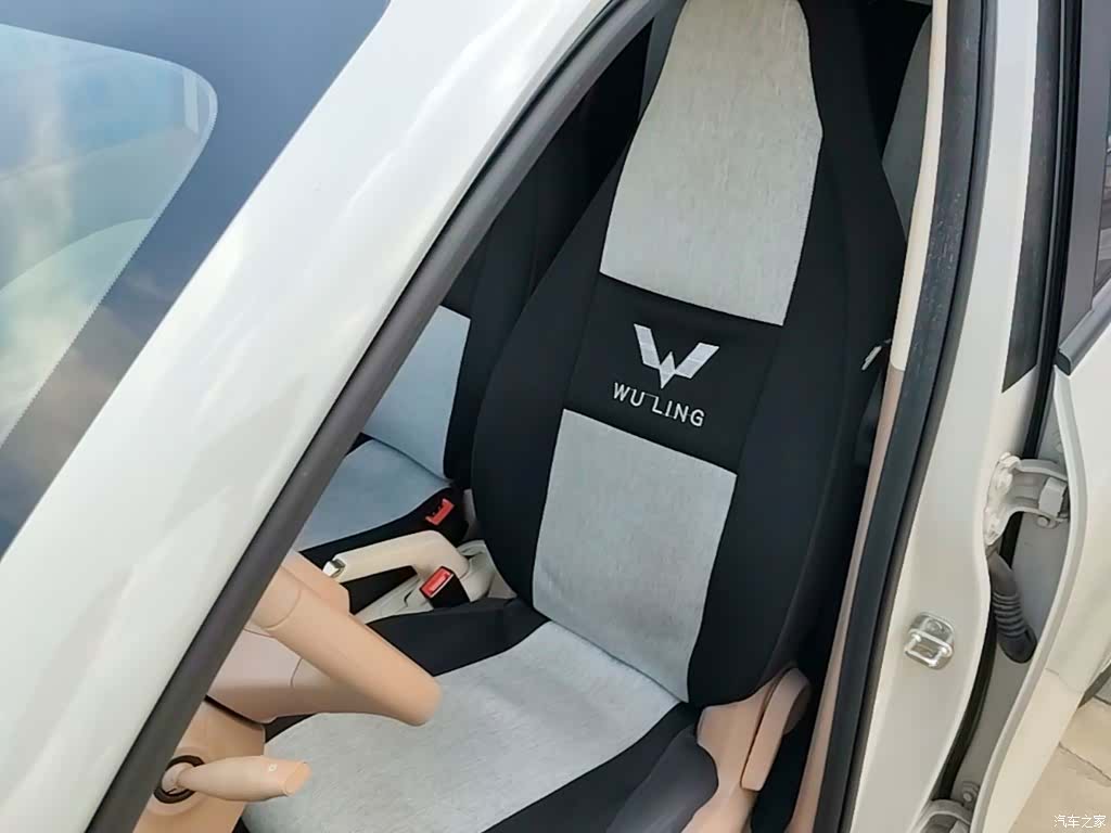 Wuling MINIEV, 2025 15