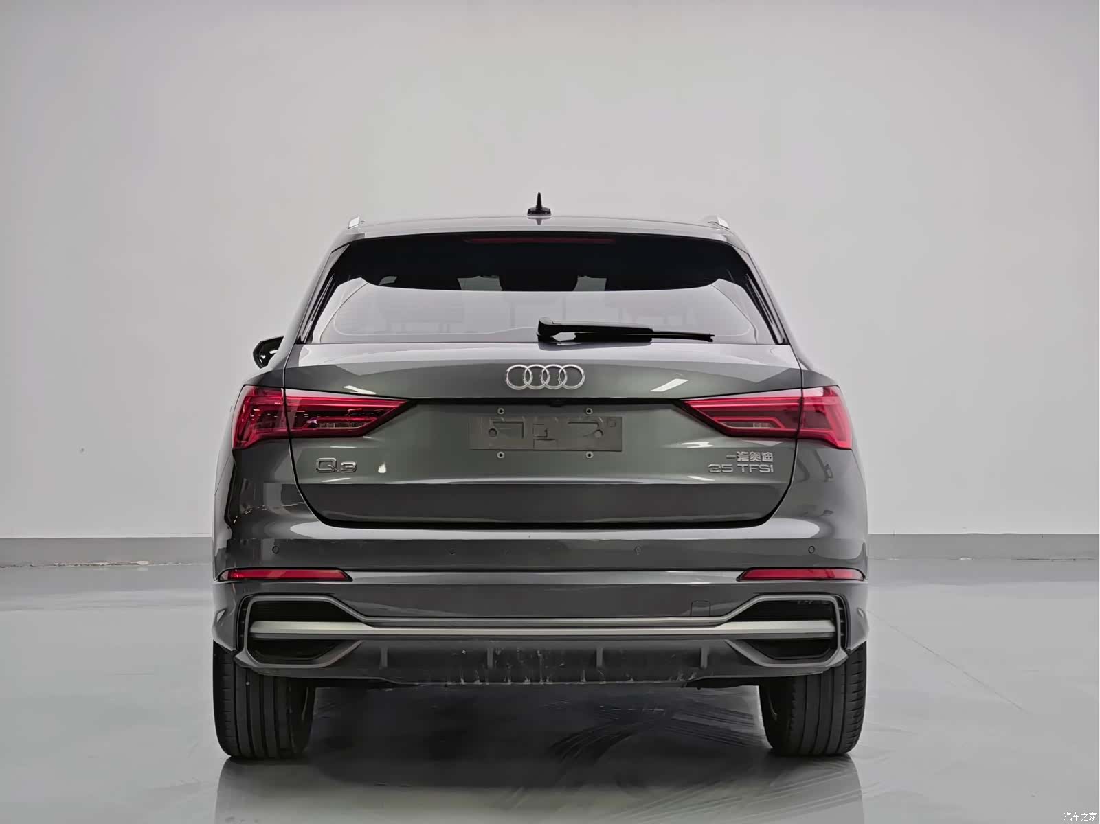 Audi Q3, 2023 все фото