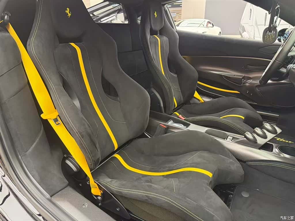 Ferrari 488, 2019 12