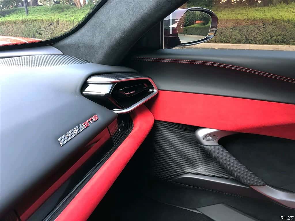 Ferrari 296, 2023 12
