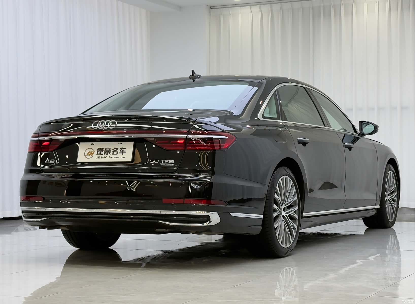 Audi A8L, 2025 8