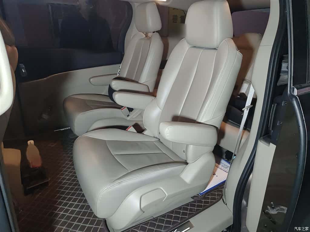 Buick GL8, 2019 15