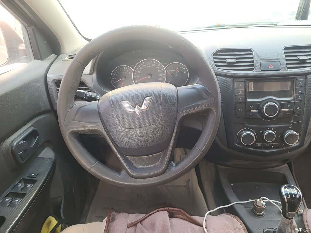 Wuling Hongguang, 2016 3