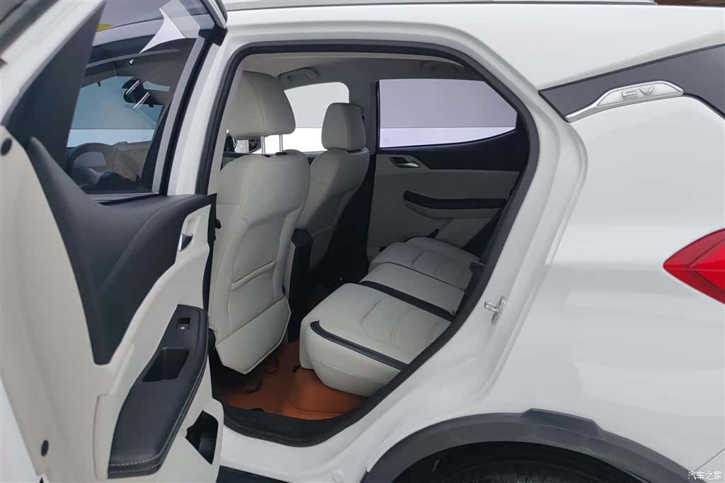 BYD Yuan, 2022 11