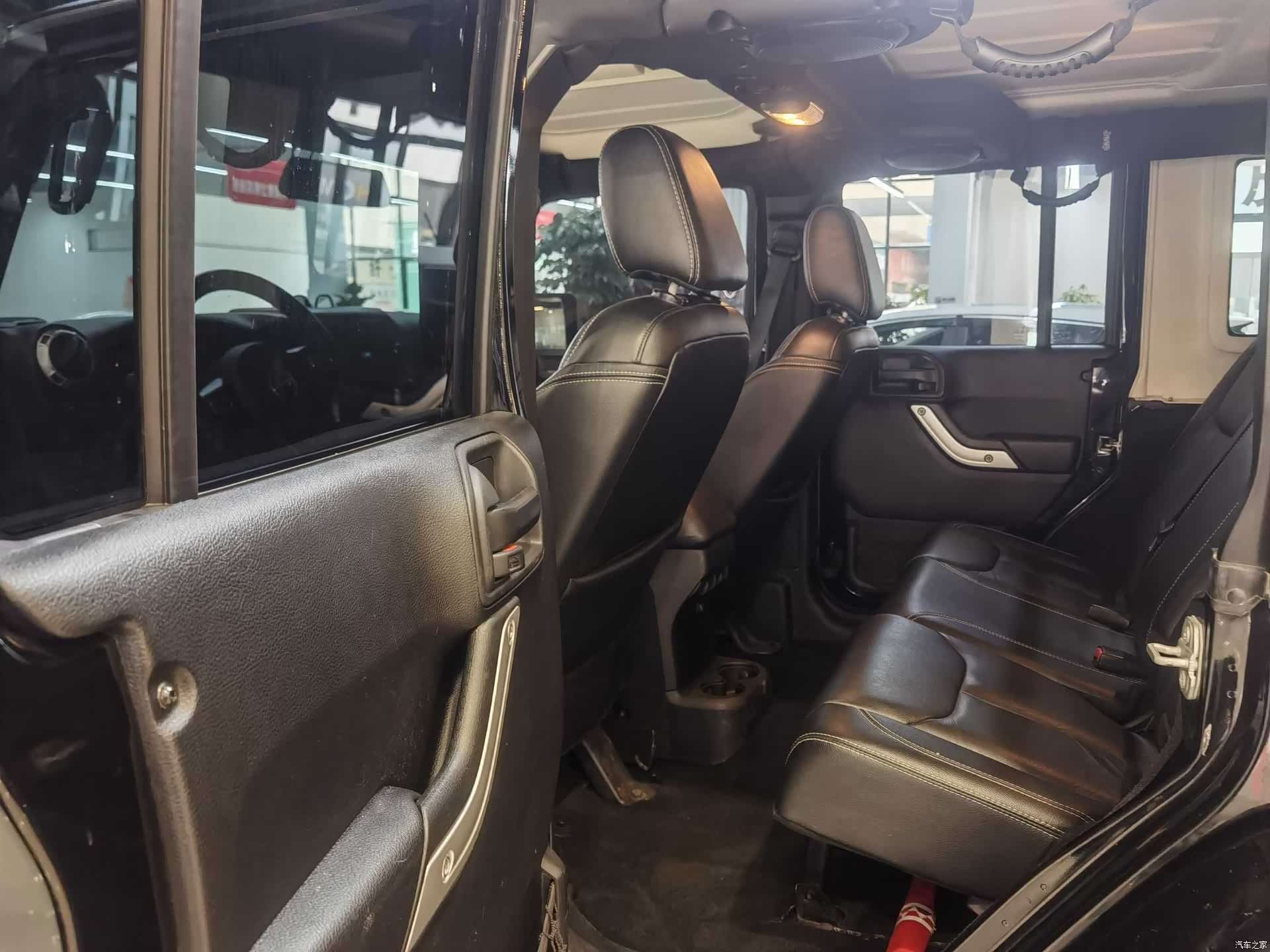 Jeep Wrangler, 2016 10