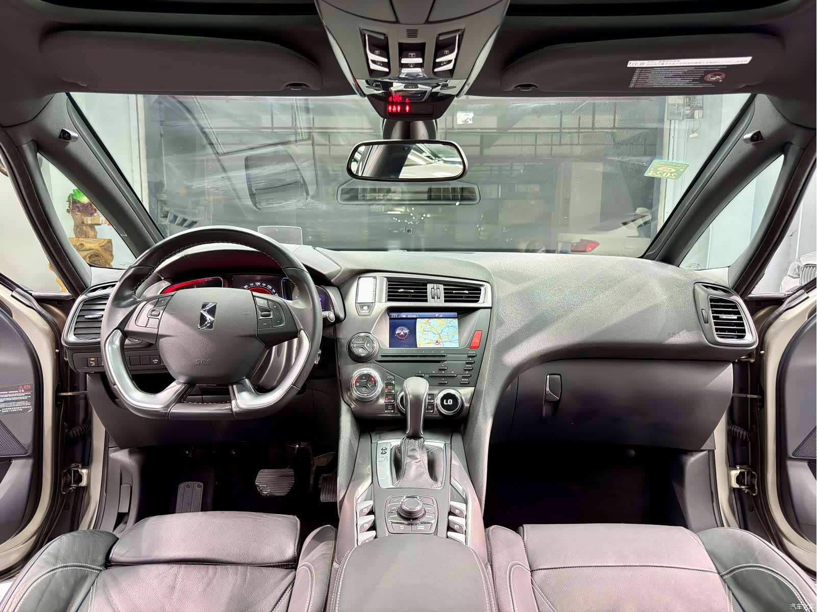DS 5, 2014 14