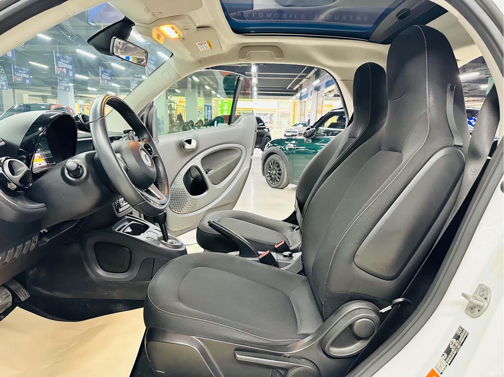 Smart Fortwo, 2018 20