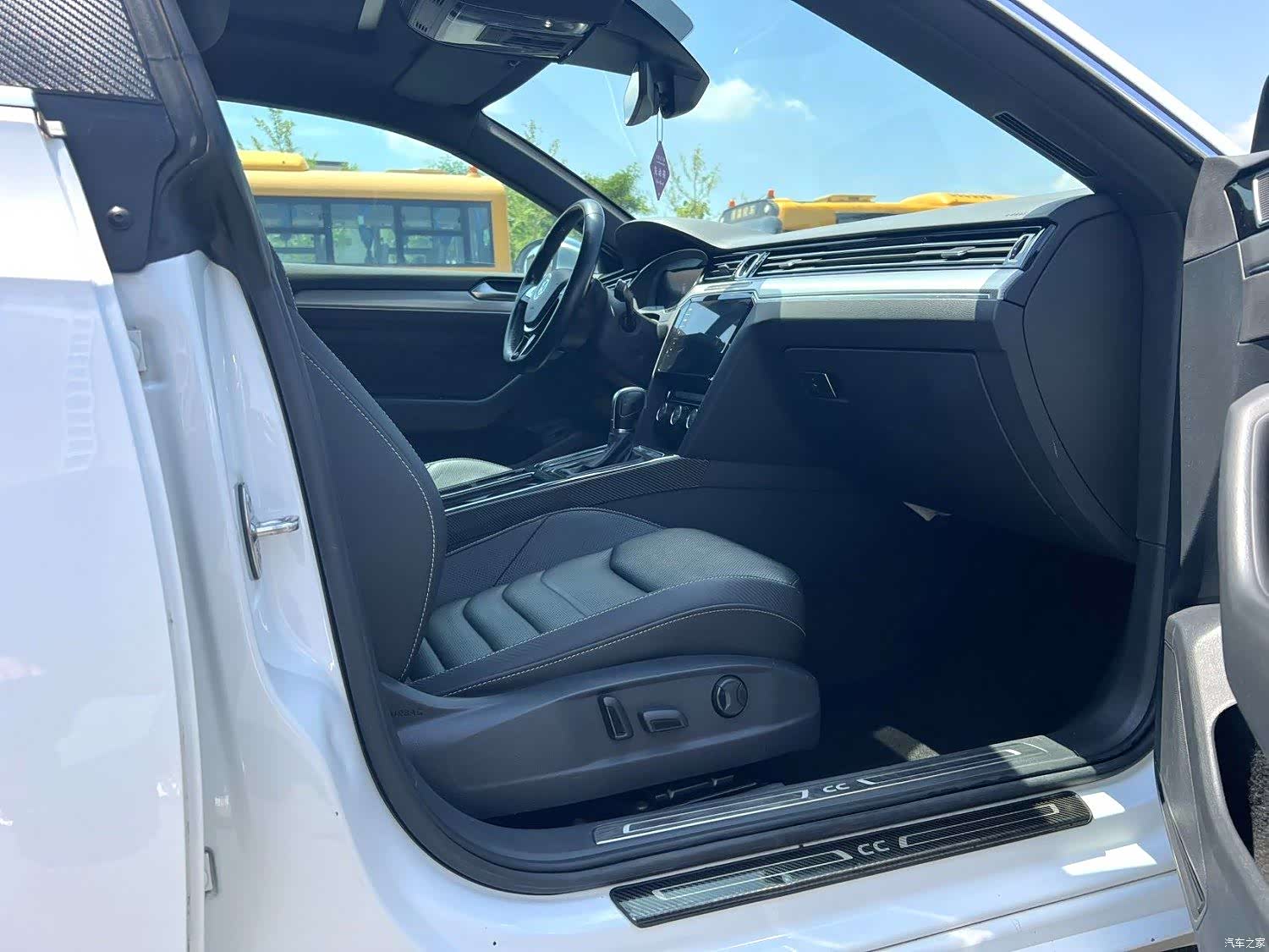 Volkswagen CC, 2019 6