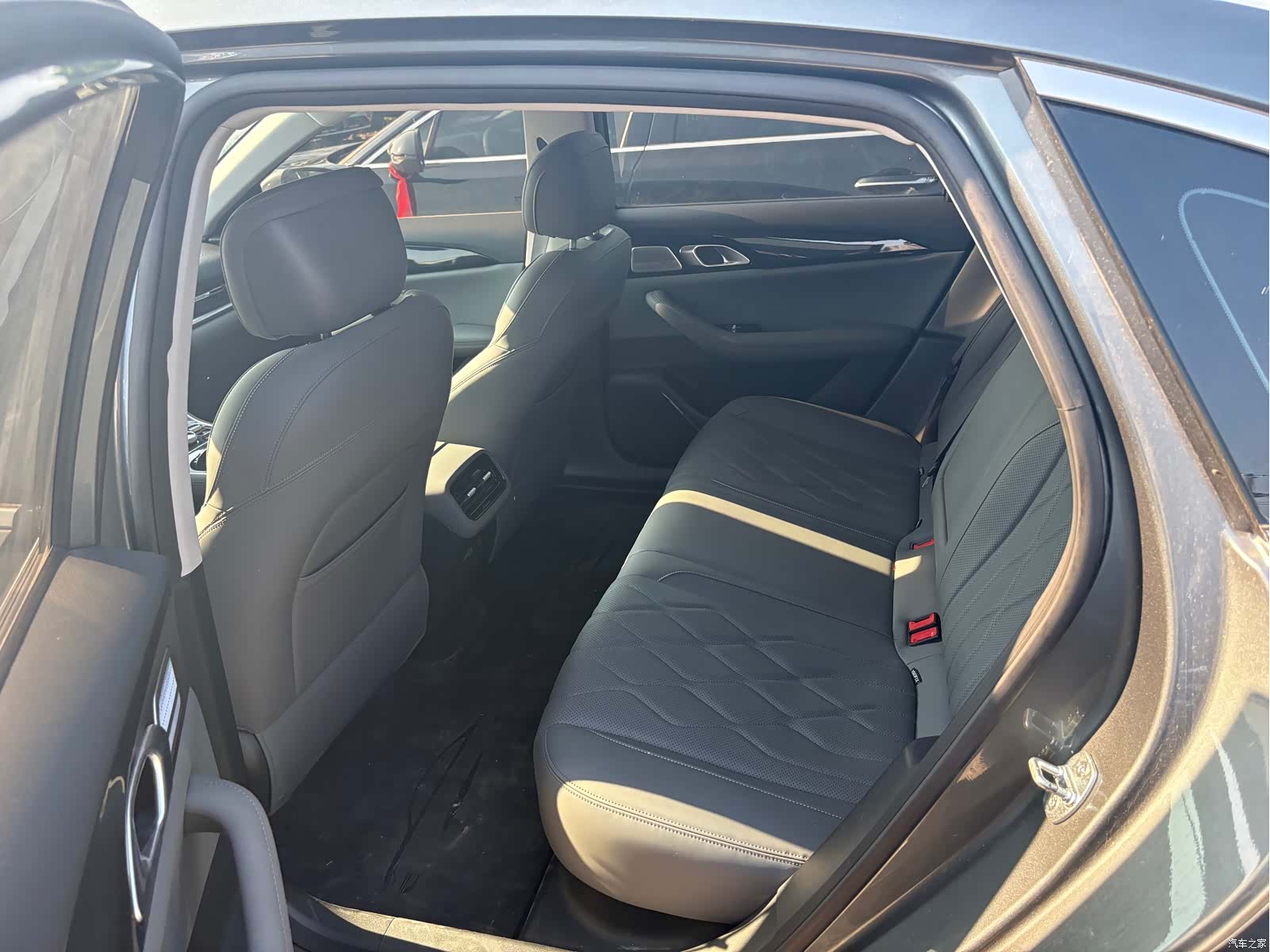 Geely A7, 2025 все фото
